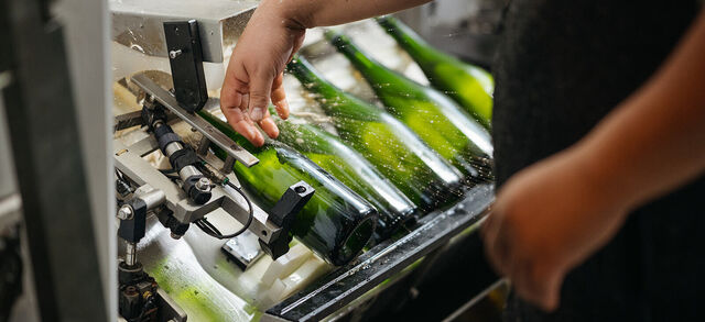 Mawby Disgorging 2022 0091 websize