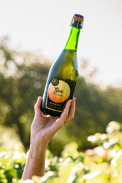 CGC hand holding Sex